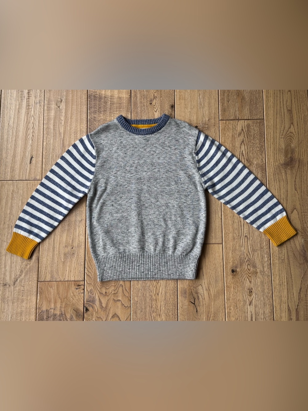Cat & Jack Striped Sleeves Crewneck Sweater size XS 4/5